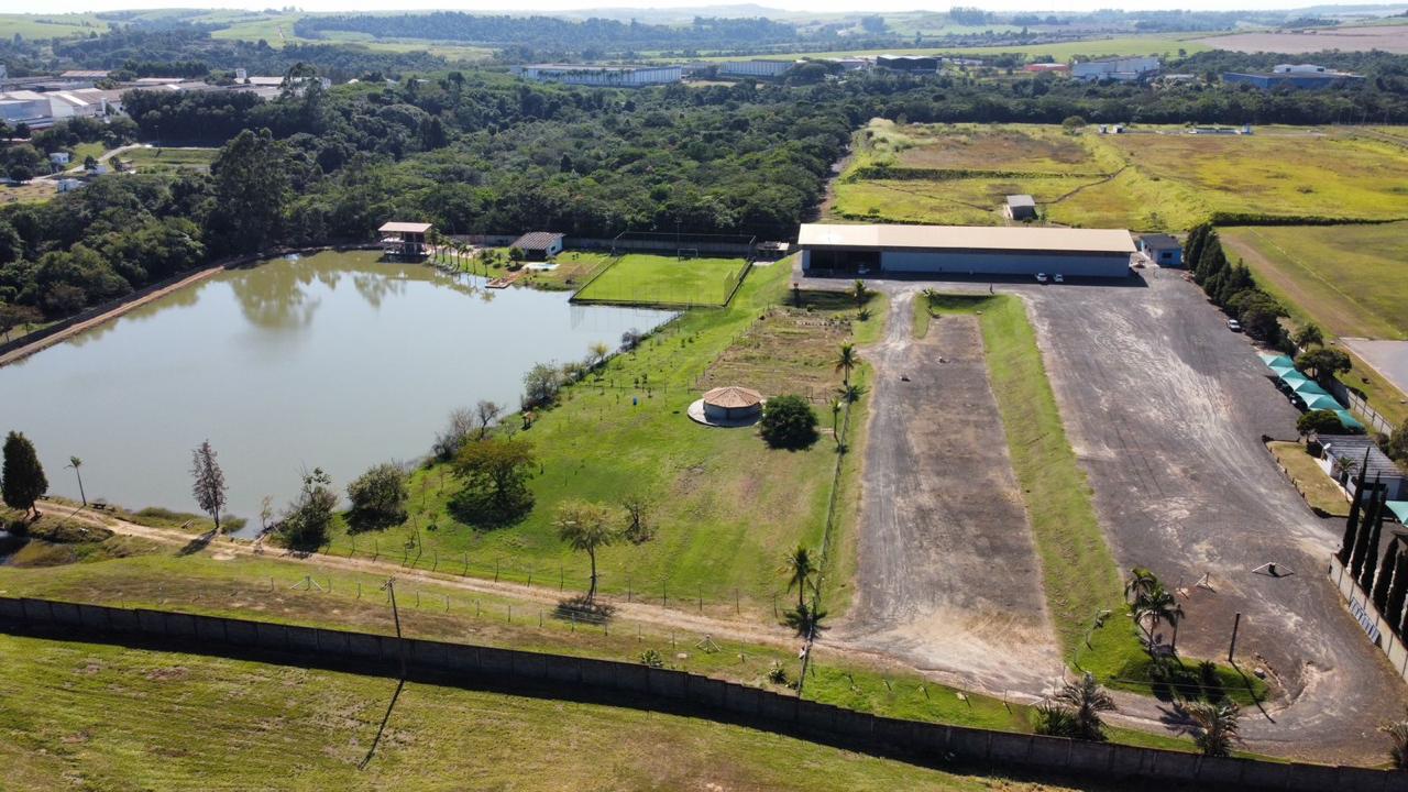 WhatsApp Image 2025-10-22 at 20.35.00 (1)