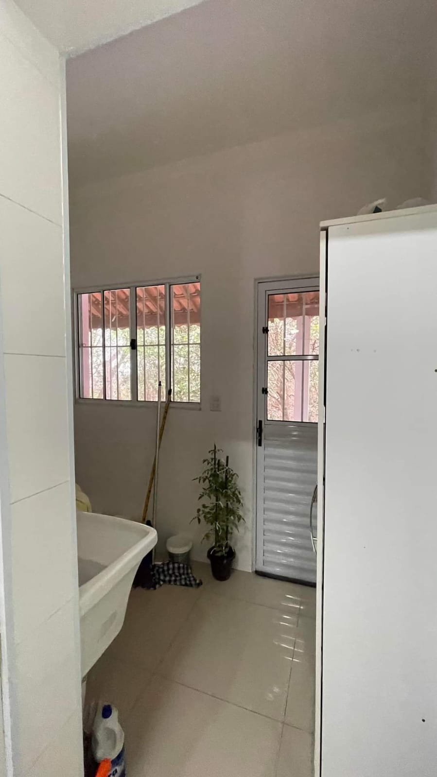 699c76e7-41ce-4dd7-82a5-7c73a0e6a8ac