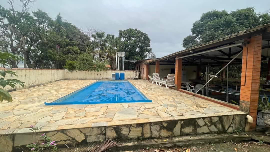 c4816913-13fc-47b9-b208-ca2fd31c208f